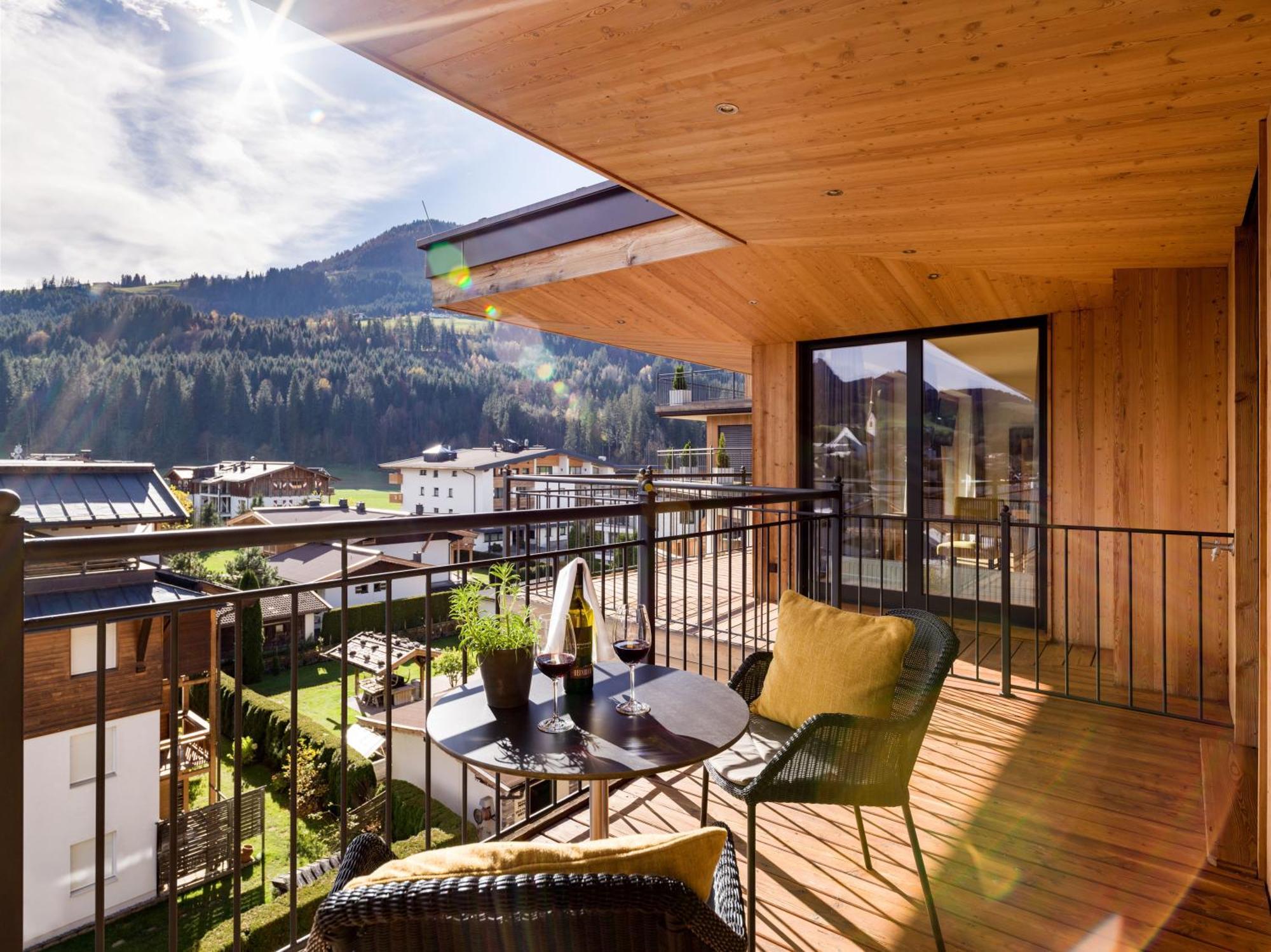 Hotel Zentral ****Superior Kirchberg in Tirol Dış mekan fotoğraf